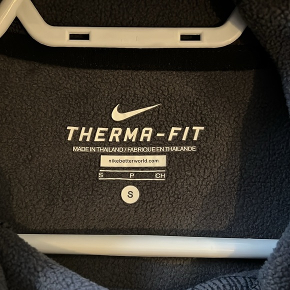 Nike Hoodie - Picture 3 of 4